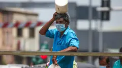 நபர்