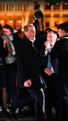 Угорщина, танець майбутнього міністра охорони здоровʼя