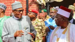 Shugaba Muhammdu Buhari tare da Shehun Borno