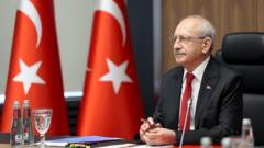 CHP'de Kılıçdaroğlu yönetimi yedi il başkanını daha görevden aldı haber görseli