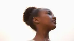 Jeune fille noire