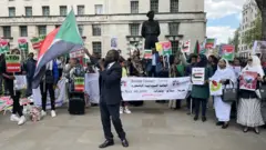 ኣብ ኦክስፎርድ ዝርከብ ማሕበረሰብ ሱዳናውያን ኣብቲ ኣብ ለንደን ኣንጻር ኲናት ዝተኻየደ ሰፊሕ ተቓውሞ ተሳቲፎም