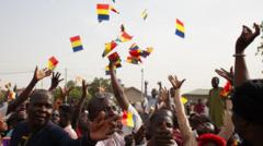 Les Tchadiens se rassemblent dans la capitale, N'Djamena, avant les élections. 