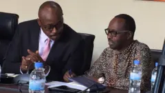 Pudence Rubingisa uyobora umujyi wa Kigali avuga na Alphonse Munyentwari uyobora Intara y'Iburengerazuba