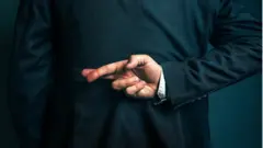 جھوٹ
