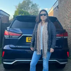 Lucia Barbato com seu carro