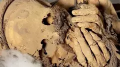 Close up on mummy