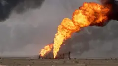 ১৯৯১ সালের ইরাক যুদ্ধের পর কুয়েত থেকে পশ্চাদপসরণরত ইরাকি বাহিনী কুয়েতের তেলক্ষেত্রগুলোতে আগুন লাগিয়ে দিয়েছিল