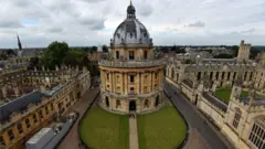 Oxford Üniversitesi