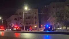 تجمع لسيارات الأمن العام الأردني في العاصمة عمان.