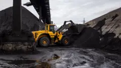 Иллюстратив фото. Кўмир кони