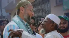 ओवैसी