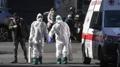 Бригада скорой помощи в Неаполе