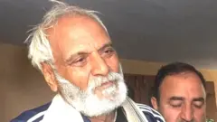 ਮਨਿੰਦਰ ਦੇ ਪਿਤਾ