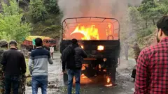 भारतीय सेना के वाहन पर हमला