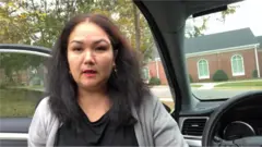 Динара Самет мурда Кыргызстанда адвокат болуп көп жыл иштеген. Соңку бир нече жылдан бери АКШда жашайт, эл аралык юрист болуп иштейт.