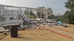 நிலத்தகராறில் பட்டியலின இளைஞர்களை நிர்வாணப்படுத்தி, சிறுநீர் குடிக்க வைத்ததாக புகார்