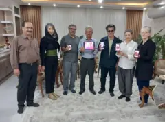 تصویری از ملاقات فاطمه معتمد‌آریا، جعفر پناهی و محمد رسول‌اف با خانواده توماج صالحی