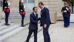 Emanuel Makron i Aleksandar Vučić u Parizu, 2018.