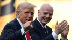 Donald Trump et Gianni Infantino