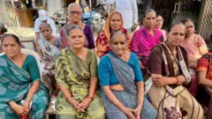 આંદોલનમાં મહિલાઓ પણ મોટા પ્રમાણમાં સામેલ છે