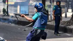 পুলিশ 