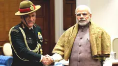 જનરલ બિપિન રાવત અને નરેન્દ્ર મોદી