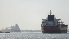عکس آرشیوی؛ حوثی‌ها از ماه نوامبر درحال حمله به خطوط کشتیرانی بوده‌اند