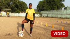 காணொளி: குழந்தைத் திருமணத்தில் இருந்து விடுதலை அளித்த கால்பந்து விளையாட்டு