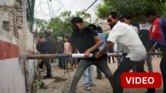 காணொளி: நேபாளத்தில் இளைஞர்களின் போராட்டம் அரசையே ஆட்டம் காண வைத்தது எப்படி?