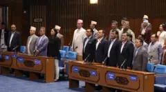 प्रतिनिधिसभामा विपक्षी सांसदहरू