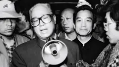 Zhao Ziyang With Students In Beijing, Chine On May 19, 1989
