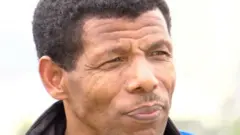 አትሌት ኃይሌ ገ/ሽላሴ