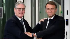 MAcron iyo Starmer