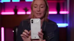 낫싱 폰: 이 투명한 스마트폰은 경직된 시장에 활기를 불어넣을 수 있을까?