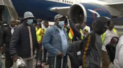Nigerian wey arrive from South Africa sake of Xenophobic attacks and protest against foreigners.
