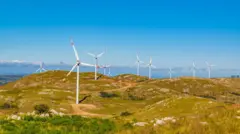 Parque eólico no departamento de Maldonado, no Uruguai