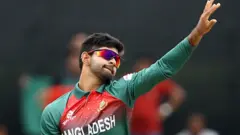 বোলিংও করতে পারেন শামীম পাটোয়ারি