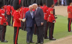 Donald Tramp və Kral Charles