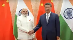 சீனா - இந்தியா உறவு, பாகிஸ்தான், எஸ்சிஓ உச்சிமாநாடு , மோதி, ஷபாஸ் ஷெரிஃப்