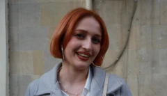 Rus məktəbləri bağlansınmı? 