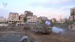 تانک اسرائیلی متعلق به تیپ جولانی در جنگ غزه