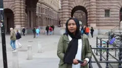 Layla Cali Cilmi waa xildhibaanka kaliya ee Madow ee xijaaban ee ka tirsan baarlamaanka Sweden.
