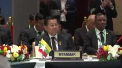 အာဆီယံ ဥက္ကဋ္ဌနဲ့ မြန်မာ စစ်ခေါင်းဆောင် ထိုင်းမှာ တွေ့ဆုံ