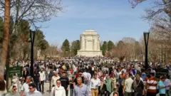 تعطیلی آرامگاه فردوسی پس از شعارهای ضد حکومتی 