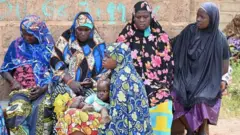 O ti pe ọdun mẹwaa ti awọn agbesunmọmi ti n gbogun ti Burkina Faso, to si ti le eeyan bi miliọnu meji kuro nile wọn.