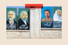 Pinturas en una pared de los rostros de exlíderes de Hamás: Ismail Haniyeh, Yahya Sinwar, Mohammed Deif y el jeque Ahmed Yassin