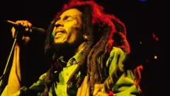 Religija koja je oblikovala Marlijevu frizuru