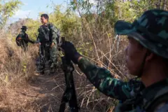 গত অক্টোবরে থেকে মিয়ানমারের সেনাবাহিনীর ওপর সিরিজ আক্রমণ শুরু করে বিদ্রোহী গোষ্ঠীগুলো - প্রতীকী ফাইল চিত্র