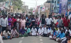 சாதி அடிப்படையில் வைரமுத்துவை மாலினியின் தாய் பார்த்தாரா என்பதையும் பார்க்க வேண்டும் என்கிறார் கதிர்